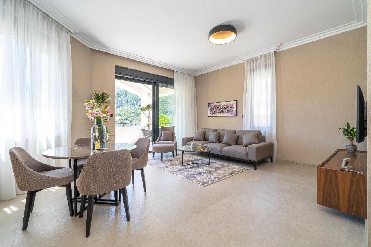 C Group Apartments 科托尔 外观 照片